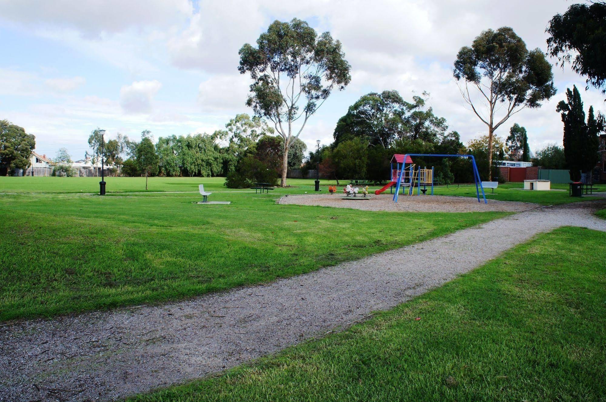 Summer Inn Holiday Apartments Melbourne Dış mekan fotoğraf